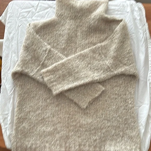 Free People Alpaca Funnel Neck sweater, size Small - Picture 1 of 6